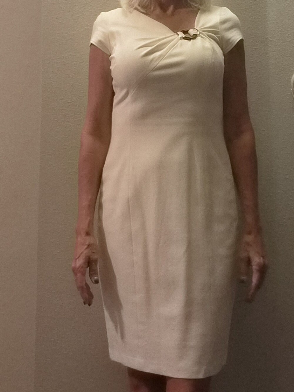 Cache Cream Mini Dress with Decorative Ring Size 8